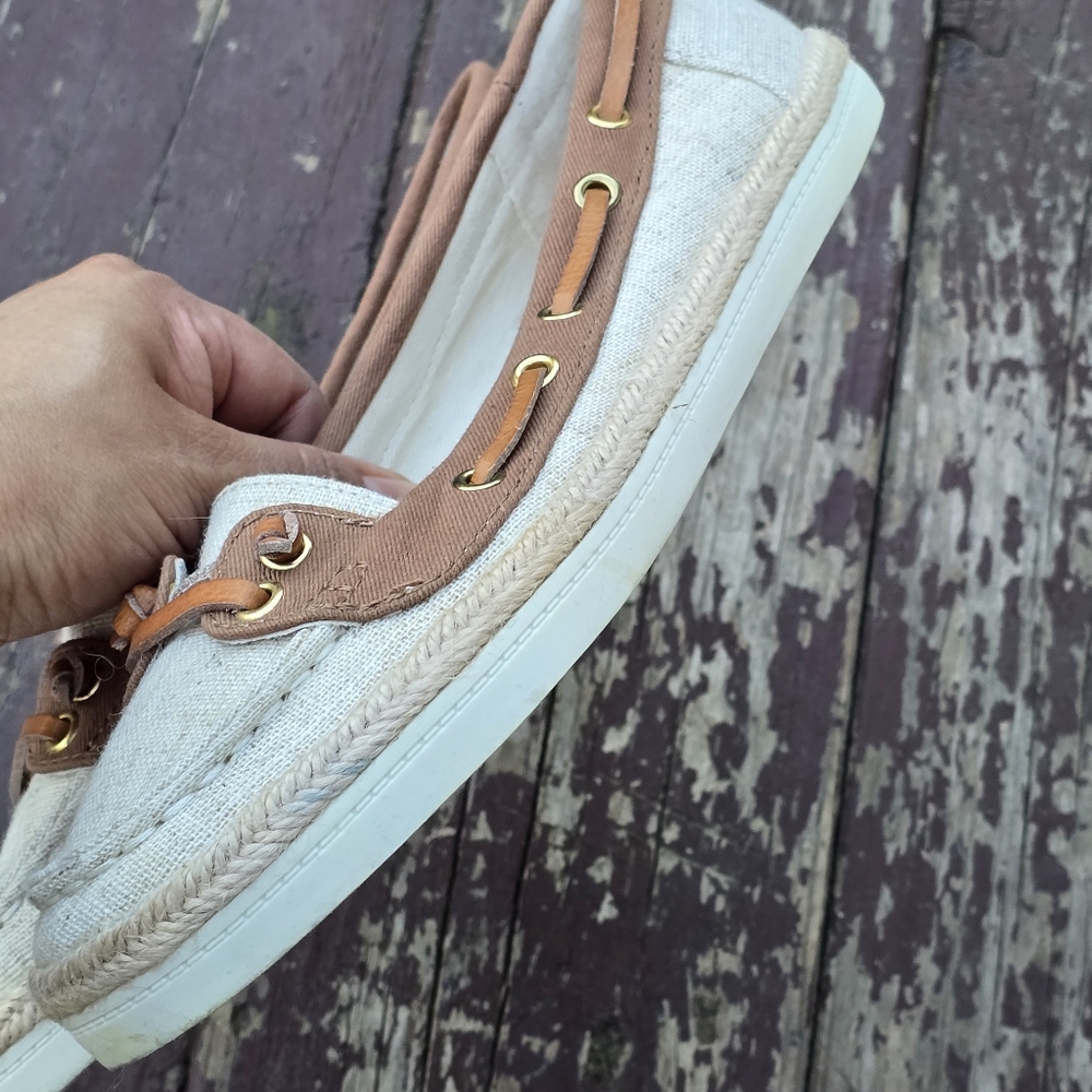 St. John's Bay Women's Tan and Cream Loafers Sz 8 - Picture 9 of 11